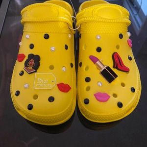 Meet your Posher, Monica